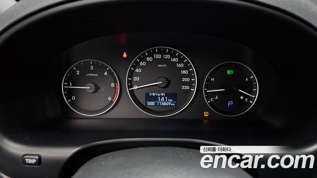 Hyundai Starex 2021 — photo 8