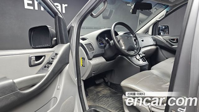Hyundai Starex 2021 — photo 10