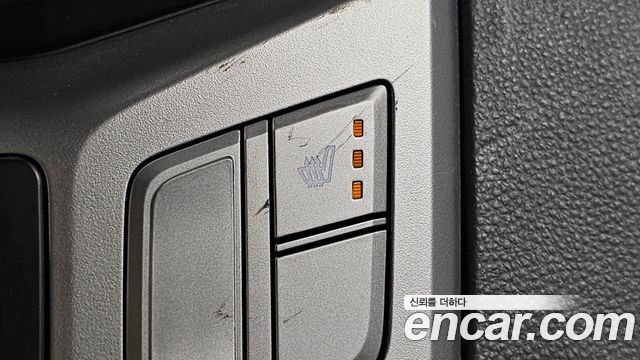 Hyundai Starex 2021 — photo 18