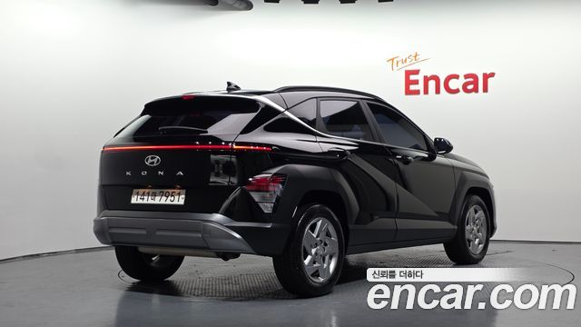 Hyundai Kona 2023 — photo 2