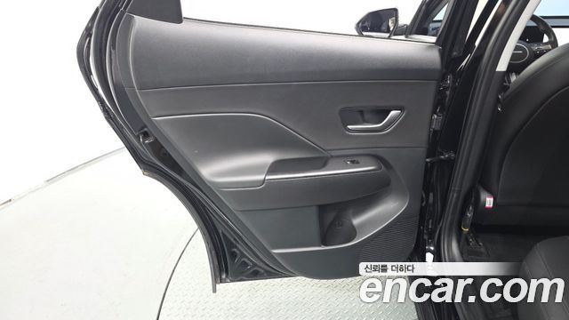 Hyundai Kona 2023 — photo 15