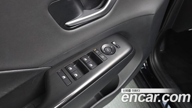 Hyundai Kona 2023 — photo 27