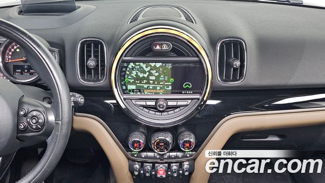 Mini Countryman 2018 — photo 19