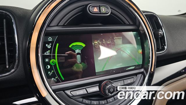 Mini Countryman 2018 — photo 20