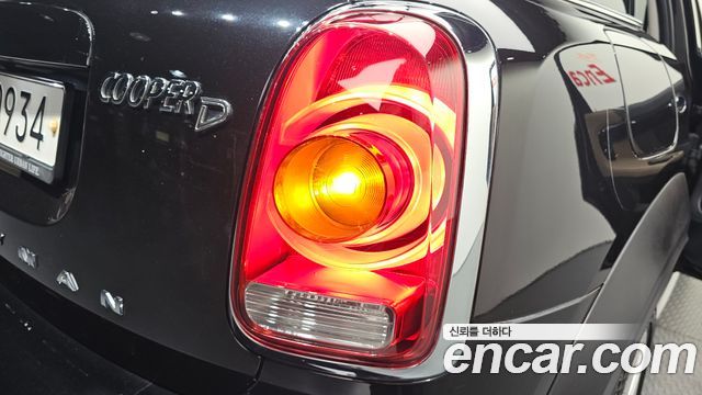 Mini Countryman 2018 — photo 9