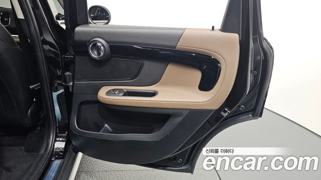 Mini Countryman 2018 — photo 15