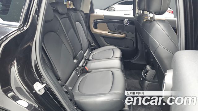 Mini Countryman 2018 — photo 29
