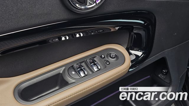 Mini Countryman 2018 — photo 31