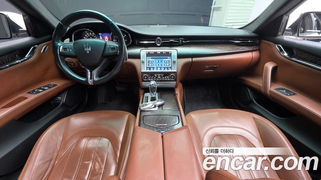 Maserati Quattroporte 2015 — photo 10