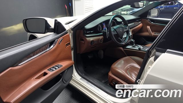 Maserati Quattroporte 2015 — photo 13