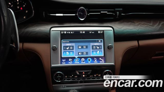 Maserati Quattroporte 2015 — photo 19
