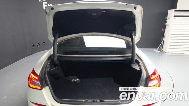 Maserati Quattroporte 2015 — photo 26