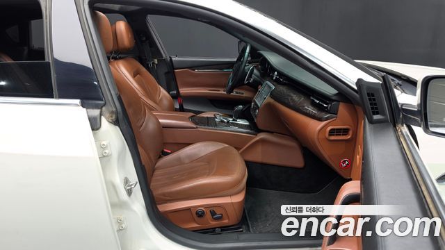 Maserati Quattroporte 2015 — photo 16