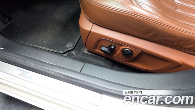 Maserati Quattroporte 2015 — photo 29