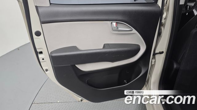 Kia RAY 2022 — photo 15