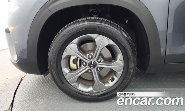 Kia Seltos 2023 — photo 5