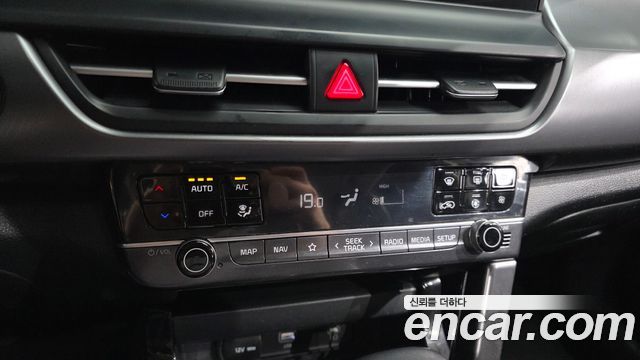 Kia Seltos 2023 — photo 32