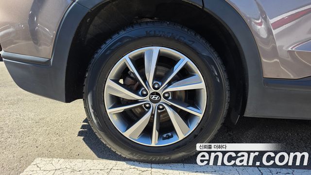 Hyundai Santafe 2019 — photo 5