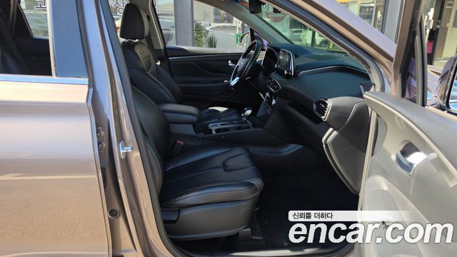 Hyundai Santafe 2019 — photo 12