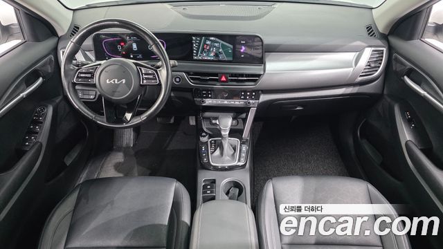 Kia Seltos 2023 — photo 10