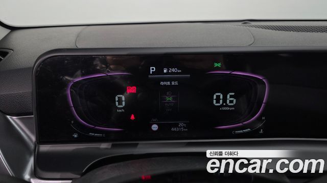 Kia Seltos 2023 — photo 11