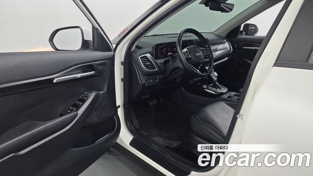 Kia Seltos 2023 — photo 13