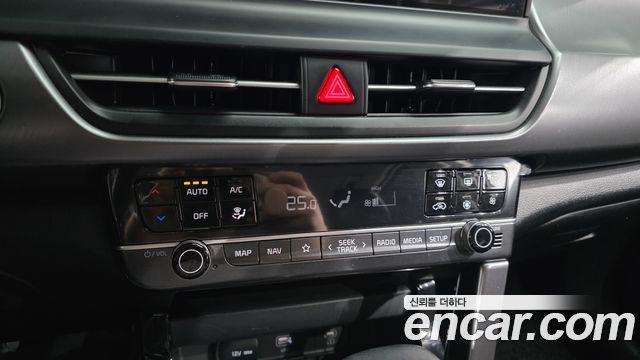 Kia Seltos 2023 — photo 32