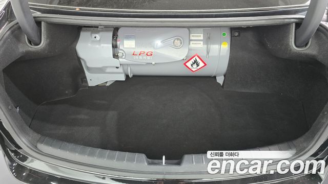 Kia K7 2017 — photo 15
