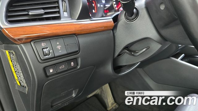 Kia K7 2017 — photo 17