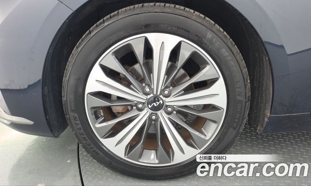 Kia K8 2022 — photo 5