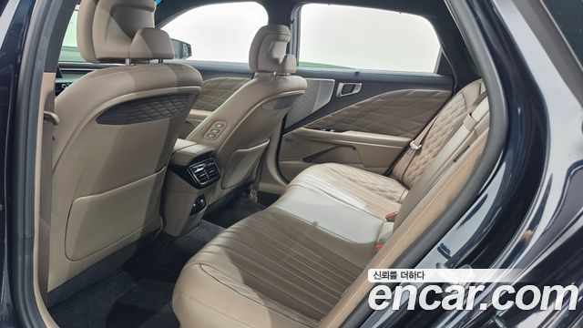 Kia K8 2022 — photo 17