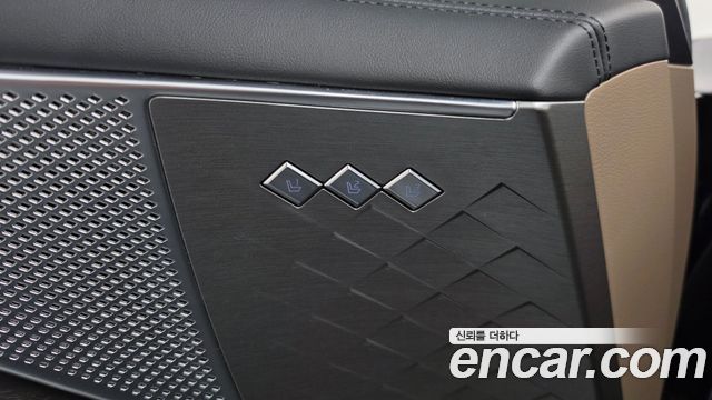 Kia K8 2022 — photo 35