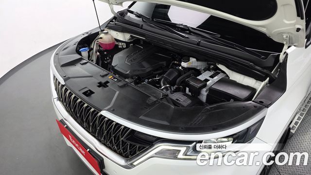 Kia Canival 2021 — photo 6