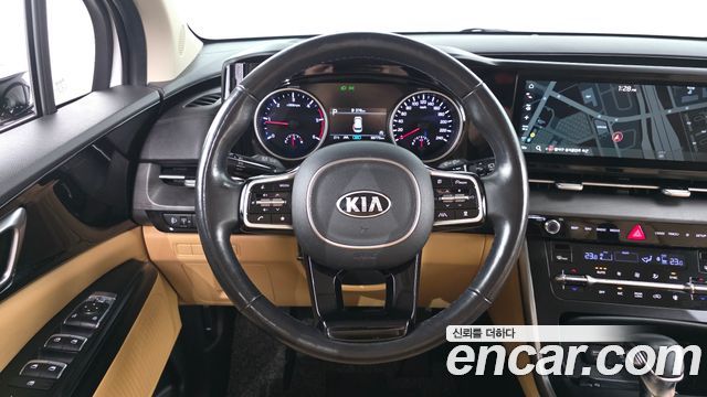 Kia Canival 2021 — photo 12