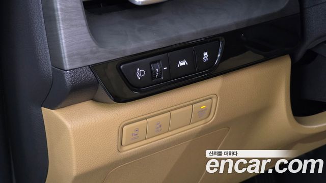 Kia Canival 2021 — photo 15