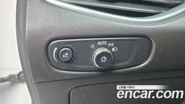 Chevrolet Korea Malibu 2017 — photo 21