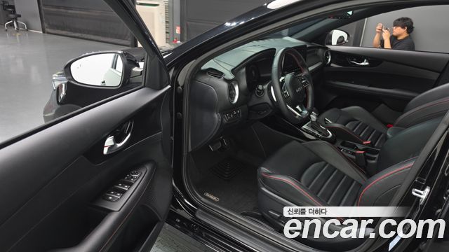 Kia K3 2024 — photo 13