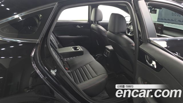 Kia K3 2024 — photo 18