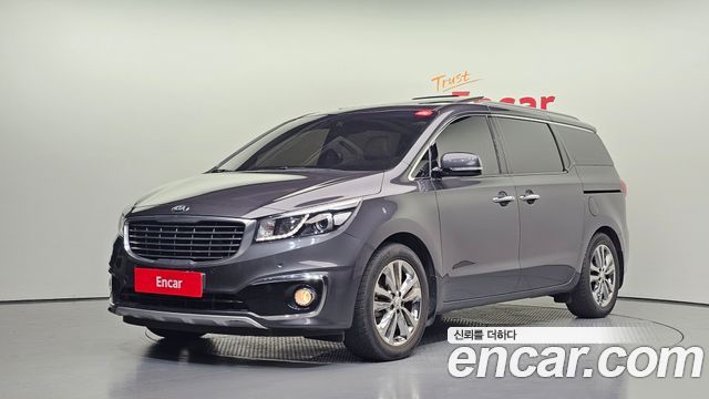 Kia Canival 2016 — photo 1