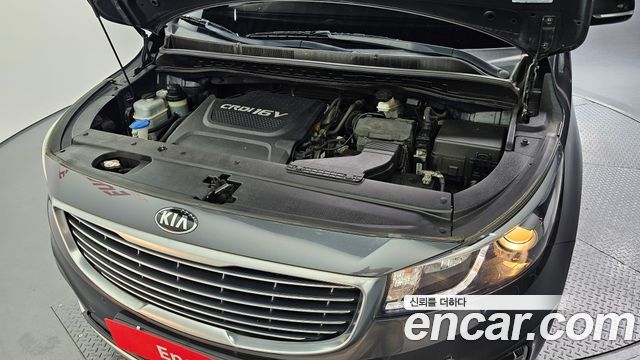 Kia Canival 2016 — photo 6