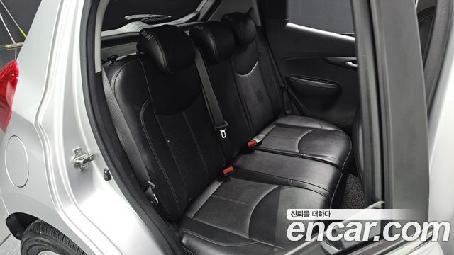 Chevrolet Korea Spark 2017 — photo 16