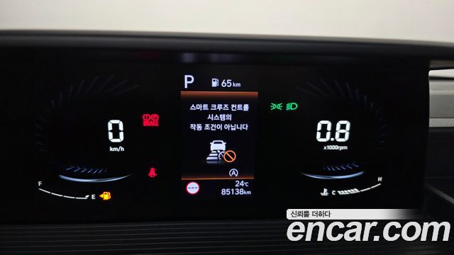 Hyundai Staria 2023 — photo 11