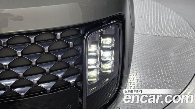 Hyundai Staria 2023 — photo 8