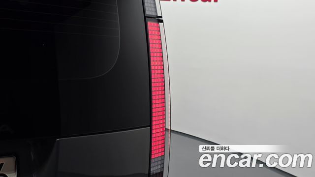 Hyundai Staria 2023 — photo 9