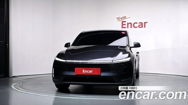 Tesla Model Y 2025 — photo 3
