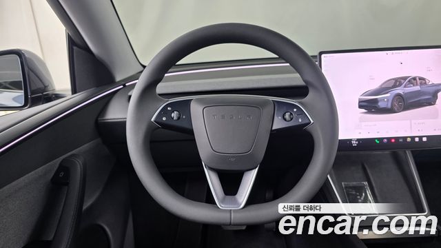 Tesla Model Y 2025 — photo 18