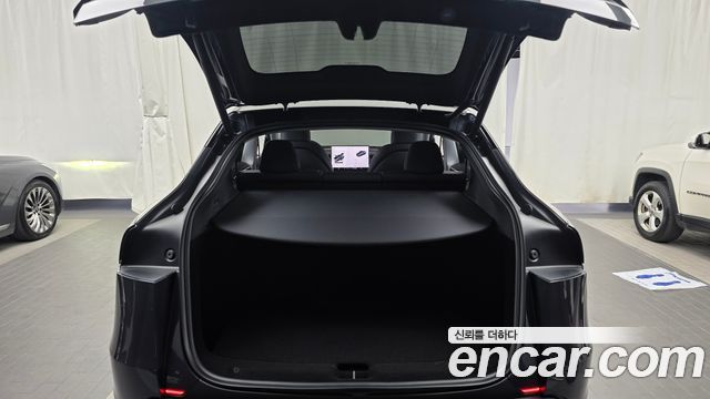 Tesla Model Y 2025 — photo 26