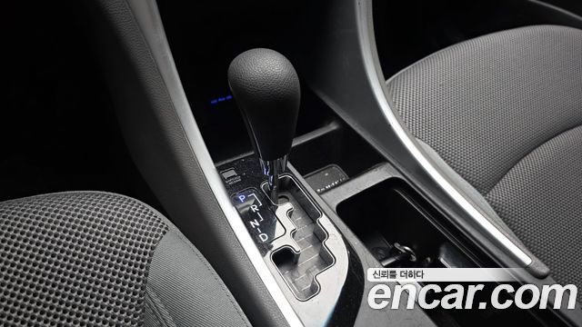 Hyundai Sonata 2010 — photo 9
