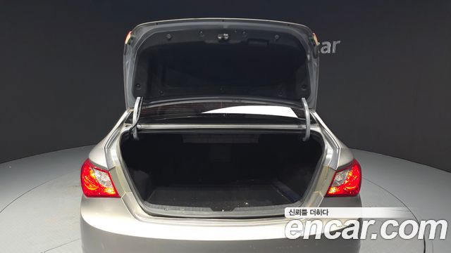Hyundai Sonata 2010 — photo 20
