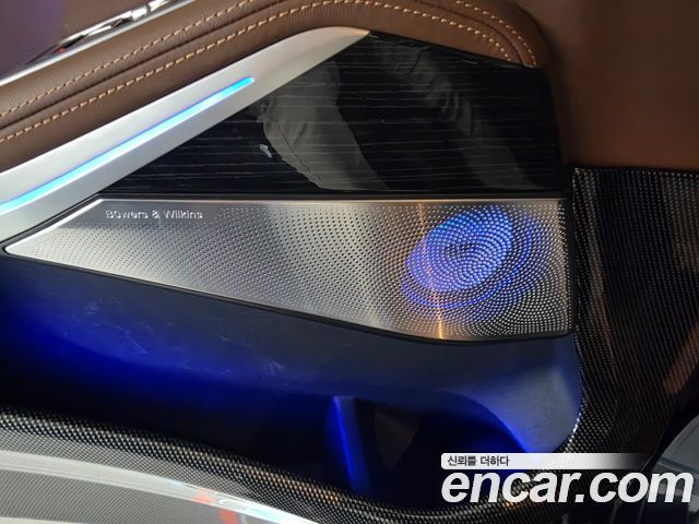BMW X5 2024 — photo 9